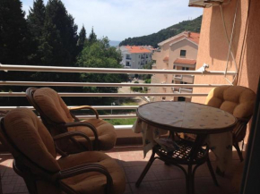  Home Apartment Petrovac  Петровац